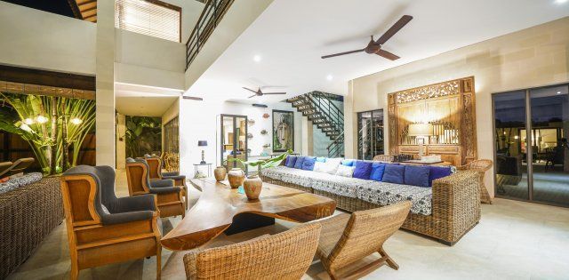 Villa Abaca Kadek, Living Room at Night